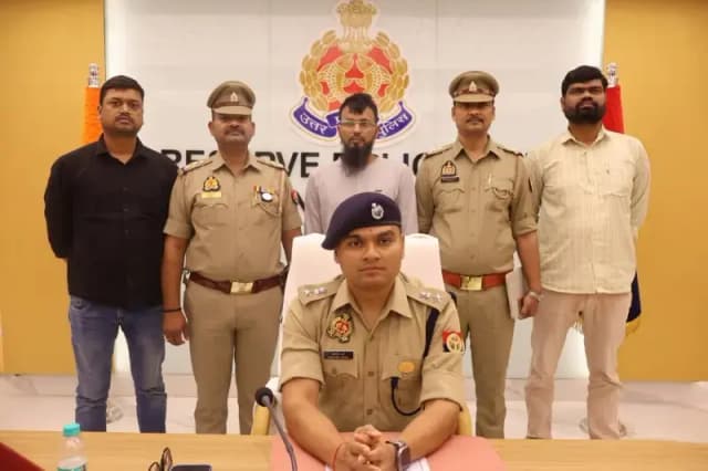 नशीले कफ सिरप तस्करी के अंतरराष्ट्रीय नेटवर्क पर सोनभद्र पुलिस का बड़ा प्रहार,: हैंडलर गिरफ्तार